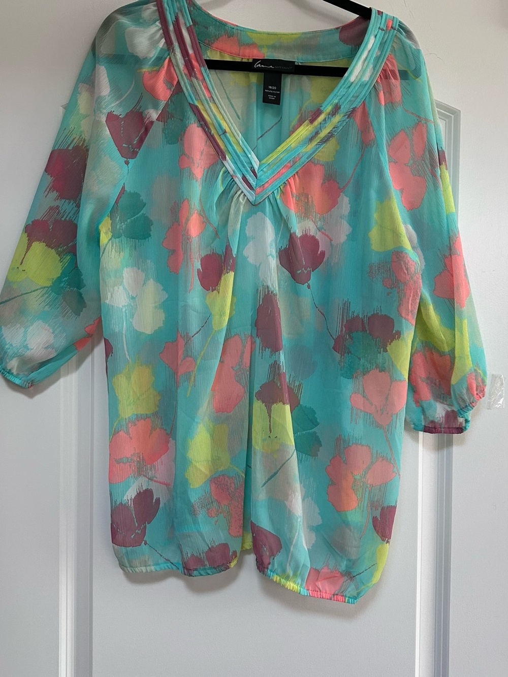 NWOT Lane Bryant Top Womens 18/20 Balloon Sleeve Sheer Blouse V Neck Floral Chic